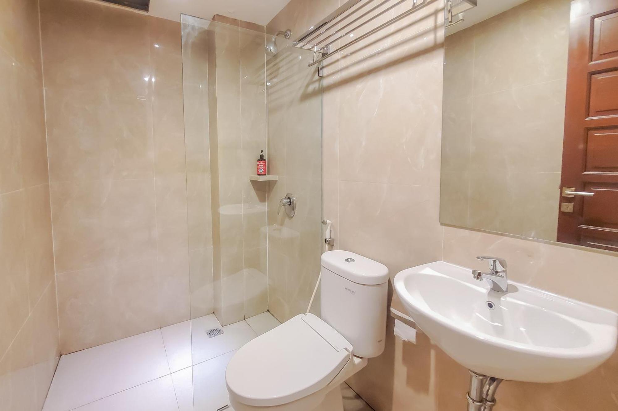 Reddoorz Plus @ Uno Jalan Merak Samarinda Bagian luar foto